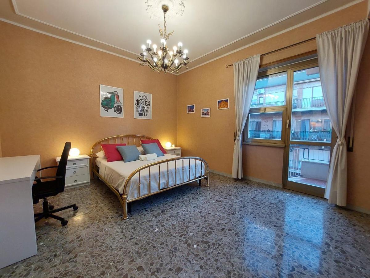 12Min Da Roma Centro Stanza Grande E Luminosa Hotell Ciampino Exteriör bild