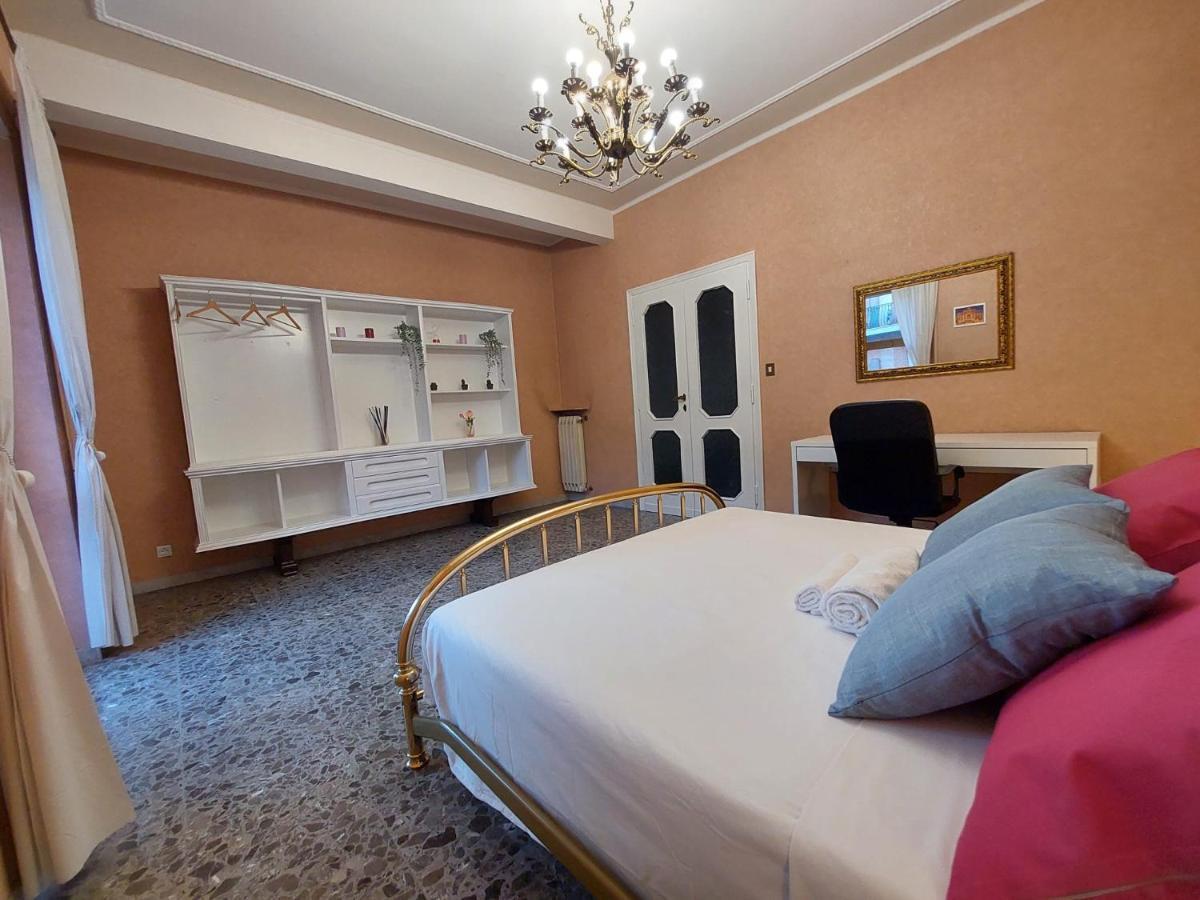 12Min Da Roma Centro Stanza Grande E Luminosa Hotell Ciampino Exteriör bild