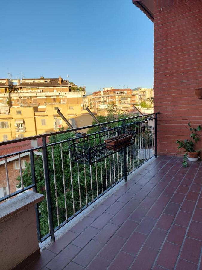 12Min Da Roma Centro Stanza Grande E Luminosa Hotell Ciampino Exteriör bild